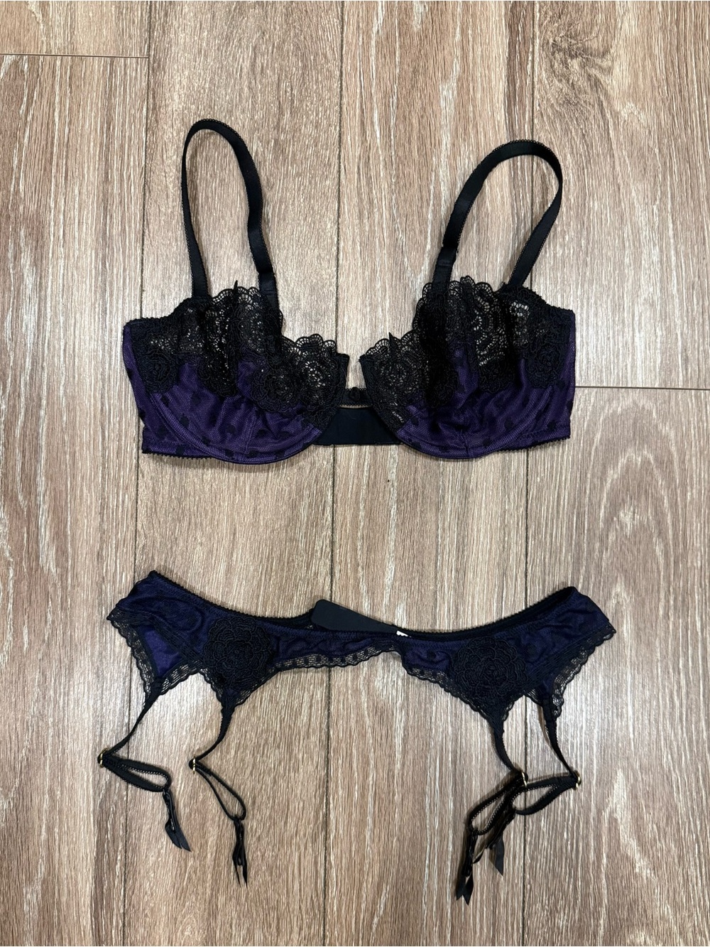 Victoria’s Secret Bra & Garter Belt Set